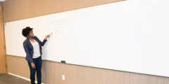 رسالة الى معلمتي قصيرة جدًا مكتوبة